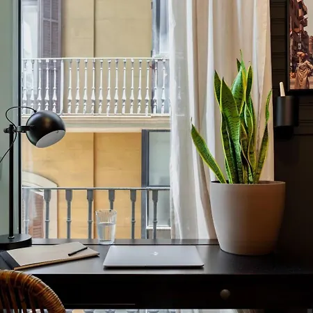 Zagora - 2 Bedrooms In Eixample Dreta Apartament *